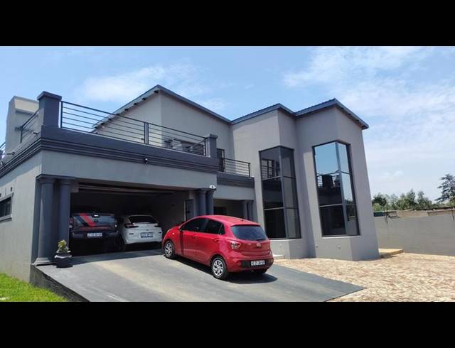 5 BEDROOM HOUSE FOR SALE IN WALKERVILLE CENTRAL